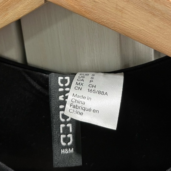 H&M Divided Ruched Bodycon Dress - Picture 2 of 3